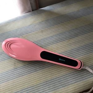 Hair straightener brush